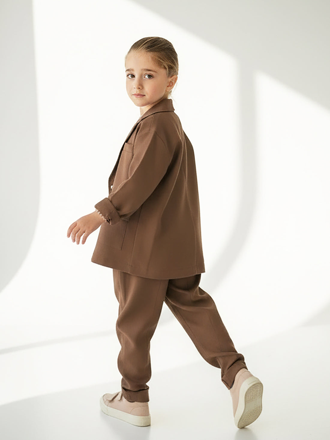 Kahverengi Yumuşak Gabardin Rahat Ceket ve Pantolon Takım