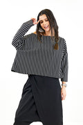 Siyah Beyaz Dikey Çizgili Crop Top